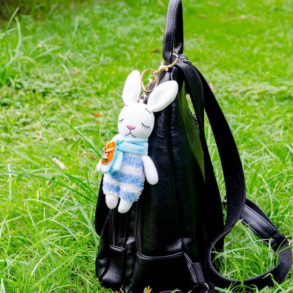 Xiong Workshop - Mengmeng Rabbit Keychain Pendant
Bag Pendant，Rabbit pendant，Backpack keychain pendant，Plush Doll，Decorative hanging decorations，gift，Holiday gifts，Trend Pendant，Backpack ornament，
